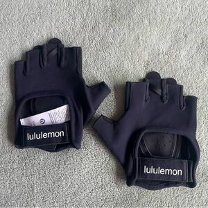 Lululemon Training Gloves — Never Worn